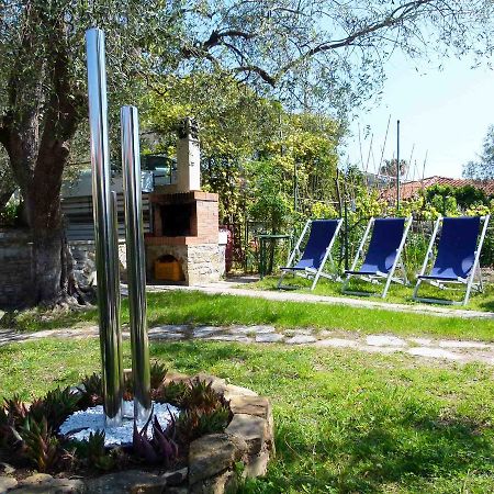 הוילה Diano San Pietro Un Posto Al Sole מראה חיצוני תמונה